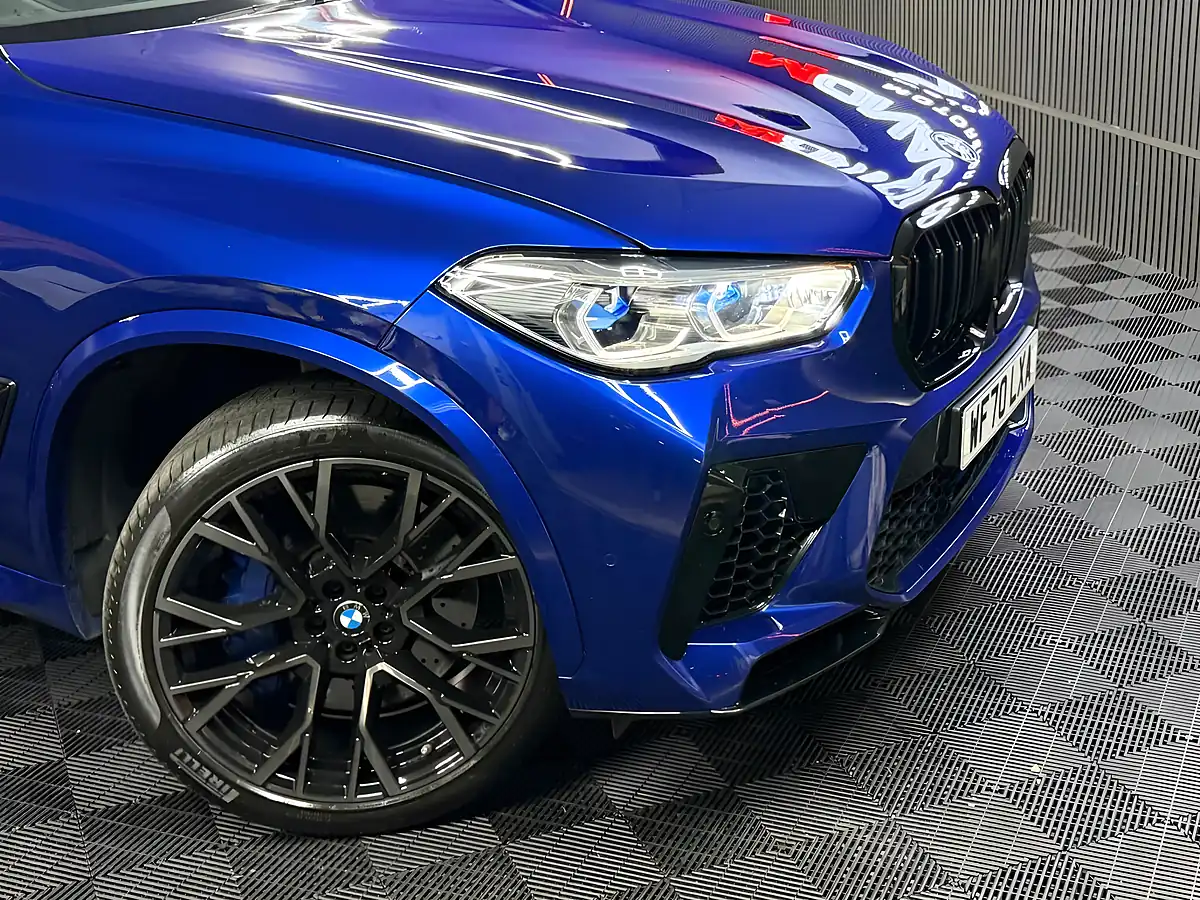 Used 2020 BMW X5 M Competition Blue - Interior and Exterior details 10