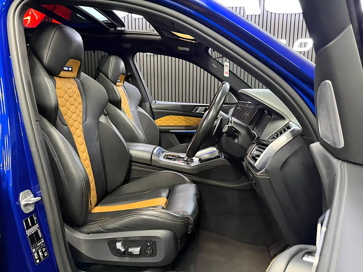 Used 2020 BMW X5 M Competition Blue - Interior and Exterior details 2