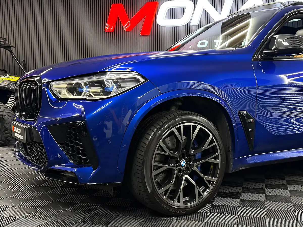 Used 2020 BMW X5 M Competition Blue - Interior and Exterior details 9