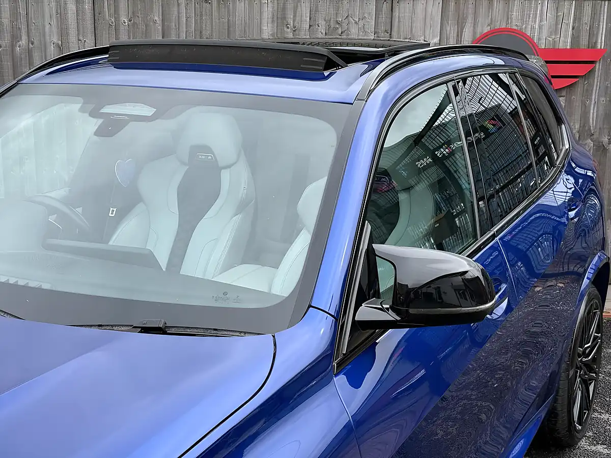 Used 2020 BMW X5 M Competition Blue - Interior and Exterior details 11