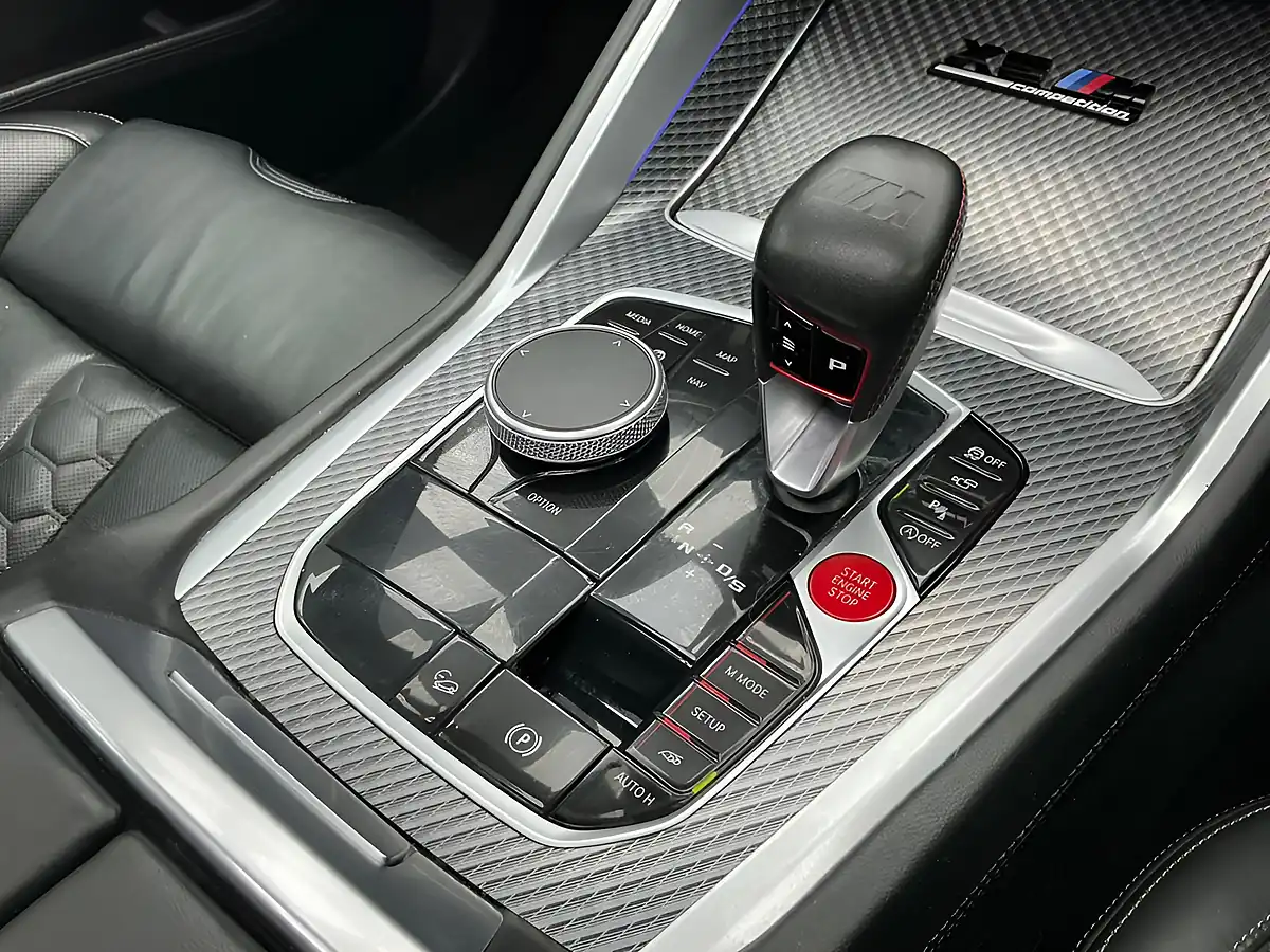 Used 2020 BMW X5 M Competition Marina Bay Blue - Interior and Exterior details 16