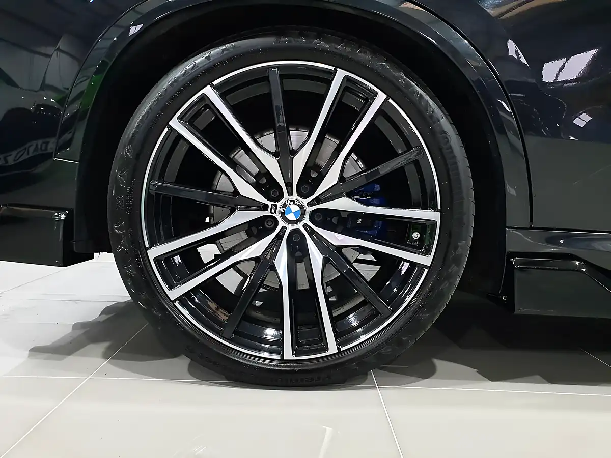 Used 2020 BMW X5 M Sport Black - Interior and Exterior details 13