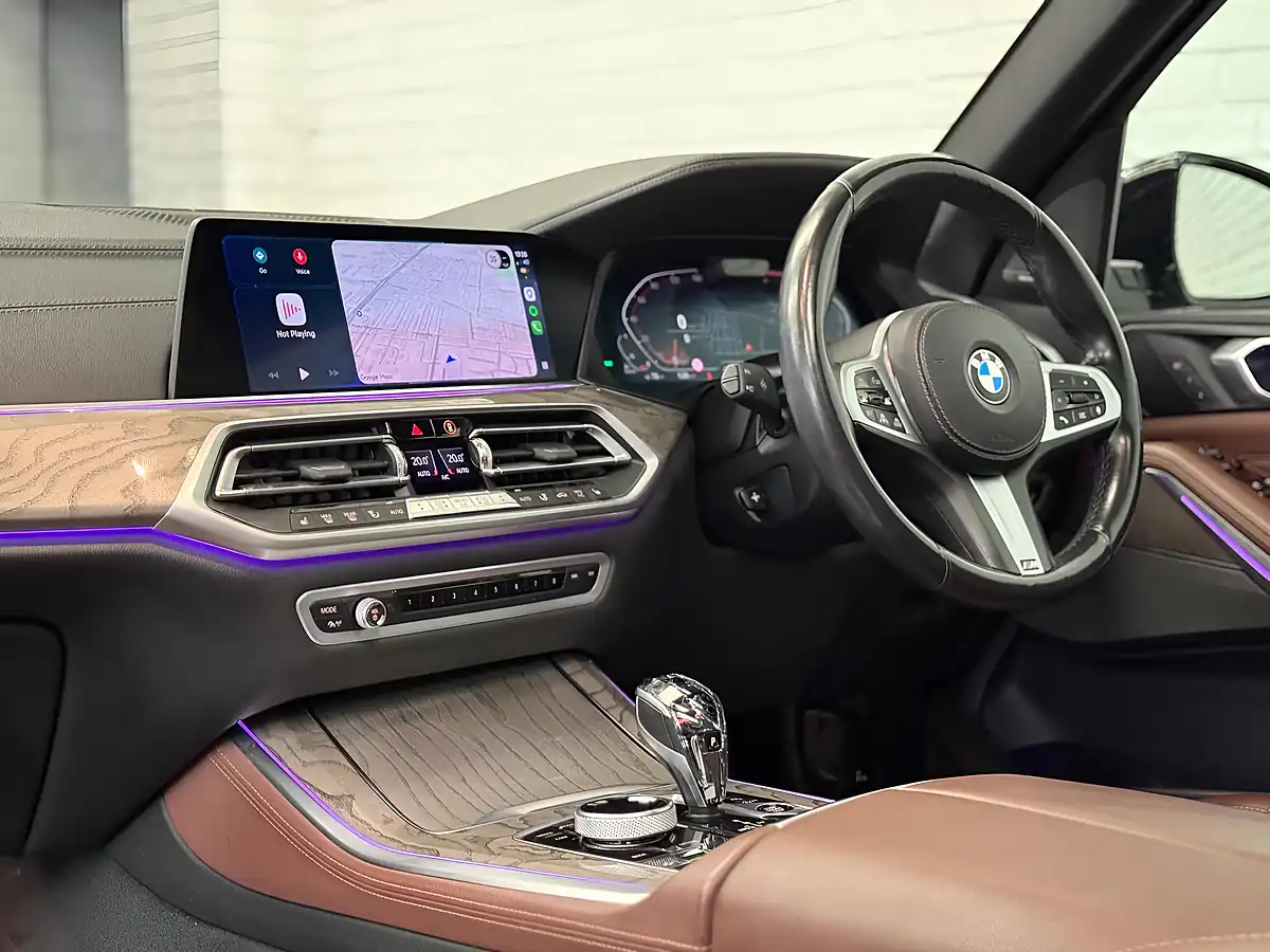 Used 2020 BMW X5 M Sport Black - Interior and Exterior details 12