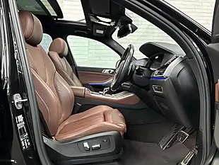 Used 2020 BMW X5 M Sport Black - Interior and Exterior details 13