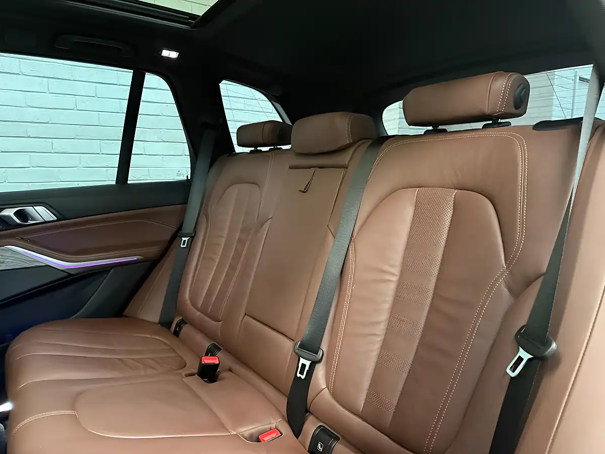 Used 2020 BMW X5 M Sport Black - Interior and Exterior details 14