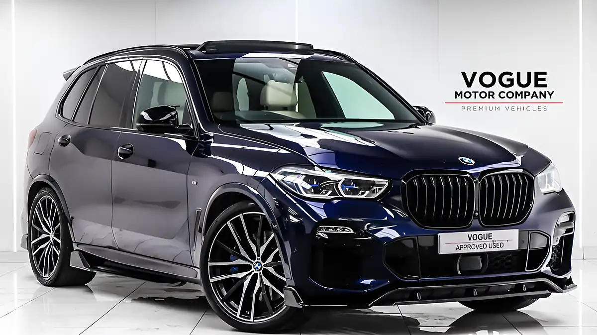 Used 2020 BMW X5 M Sport Blue - Front View