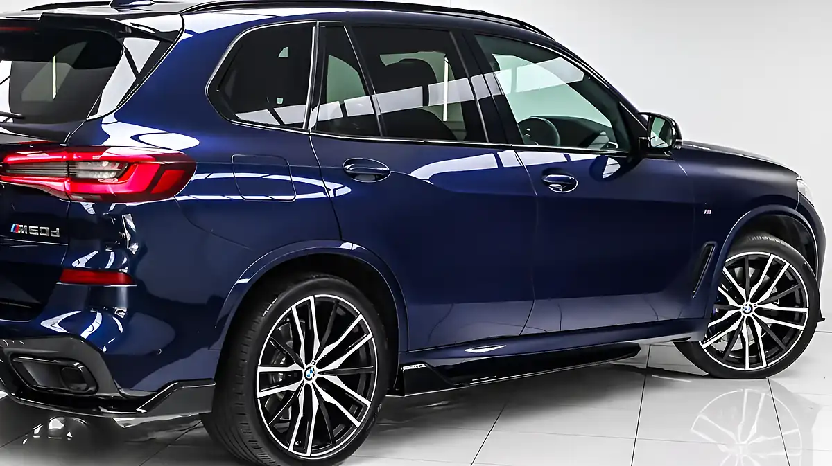 Used 2020 BMW X5 M Sport Blue - Interior and Exterior details 15