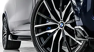 Used 2020 BMW X5 M Sport Blue - Interior and Exterior details 8