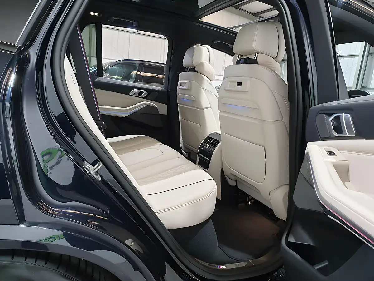 Used 2020 BMW X5 M Sport Carbon Black Metallic - Interior and Exterior details 14