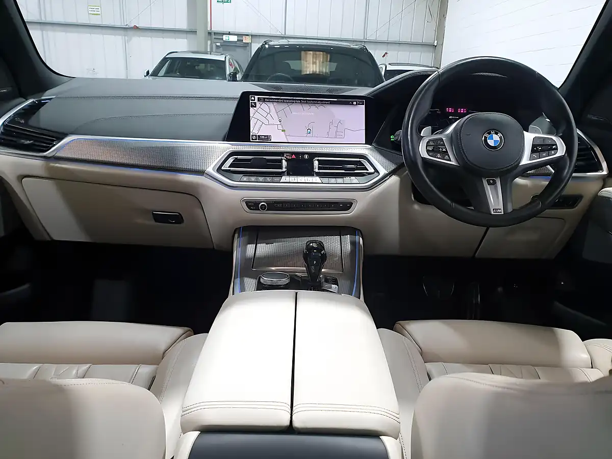 Used 2020 BMW X5 M Sport Carbon Black Metallic - Interior and Exterior details 15