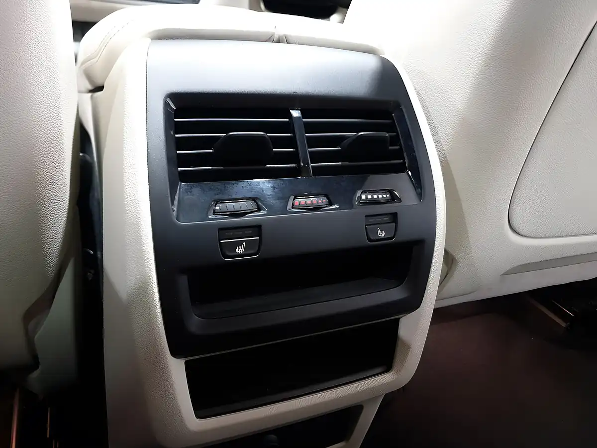 Used 2020 BMW X5 M Sport Carbon Black Metallic - Interior and Exterior details 16
