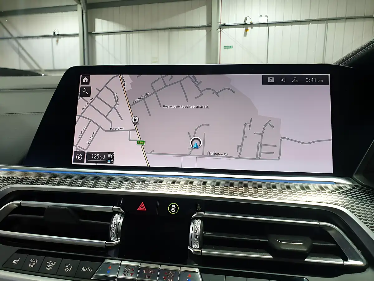 Used 2020 BMW X5 M Sport Carbon Black Metallic - Interior and Exterior details 17