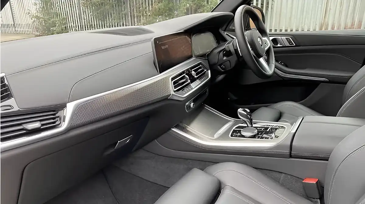 Used 2020 BMW X5 M Sport Grey - Interior and Exterior details 10