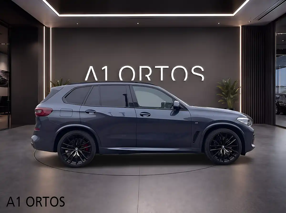 Used 2020 BMW X5 M Sport Grey - Interior and Exterior details 4