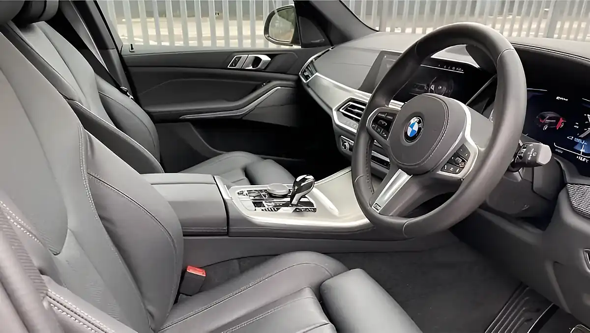 Used 2020 BMW X5 M Sport Grey - Interior and Exterior details 9