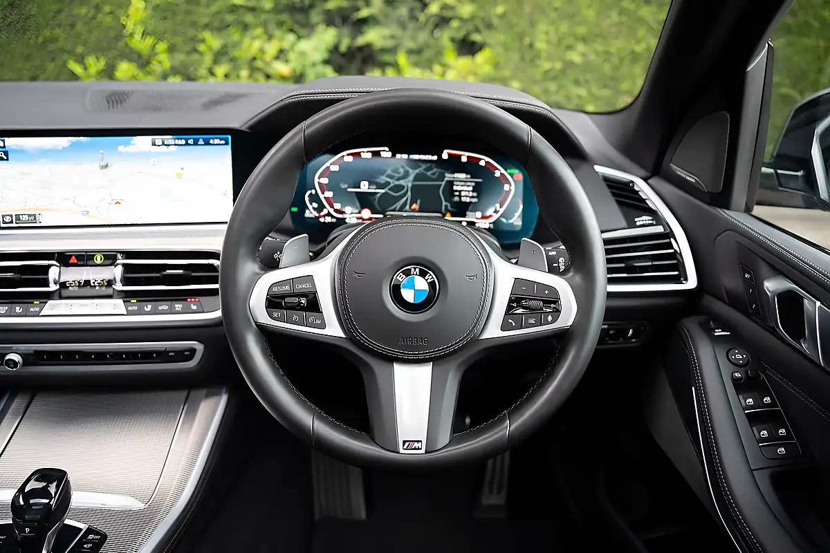 Used 2020 BMW X5 M Sport Tanzanite Blue - Interior and Exterior details 18