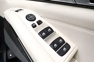 Used 2020 BMW X5 M Sport Tanzanite Blue Ii - Interior and Exterior details 12