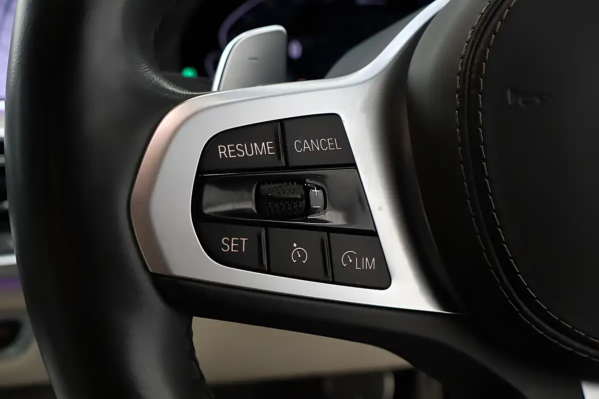 Used 2020 BMW X5 M Sport Tanzanite Blue Ii - Interior and Exterior details 15