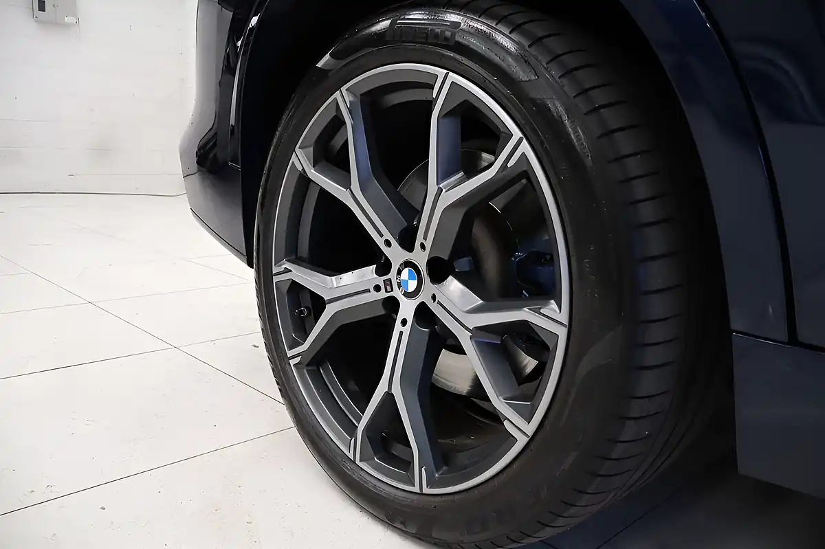 Used 2020 BMW X5 M Sport Tanzanite Blue Ii - Interior and Exterior details 2