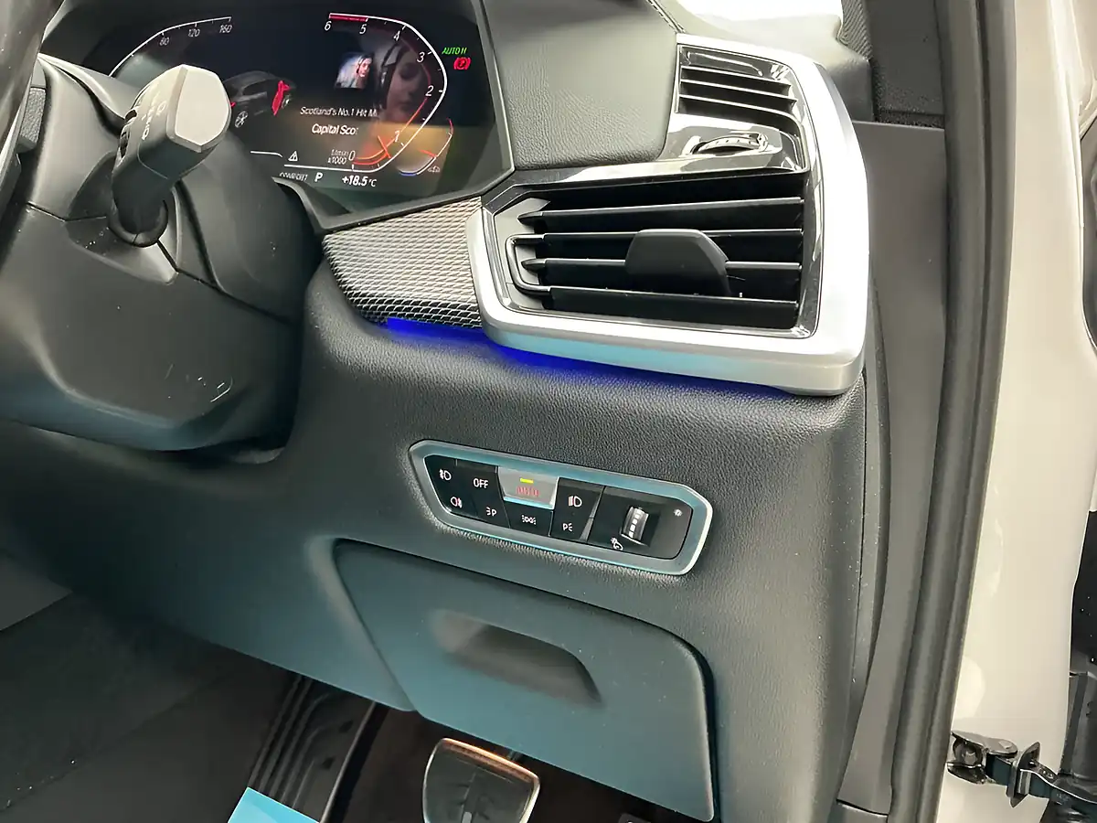 Used 2020 BMW X5 M Sport White - Interior and Exterior details 12
