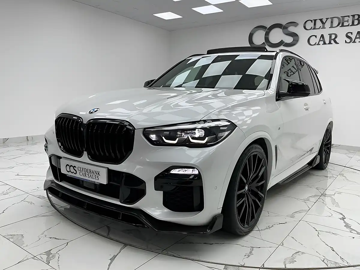 Used 2020 BMW X5 M Sport White - Interior and Exterior details 19