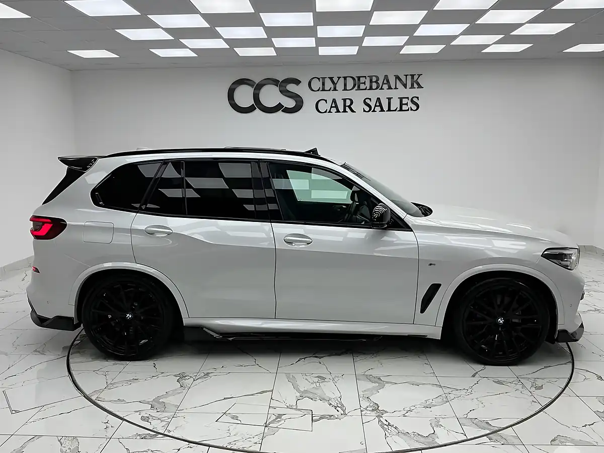 Used 2020 BMW X5 M Sport White - Interior and Exterior details 2