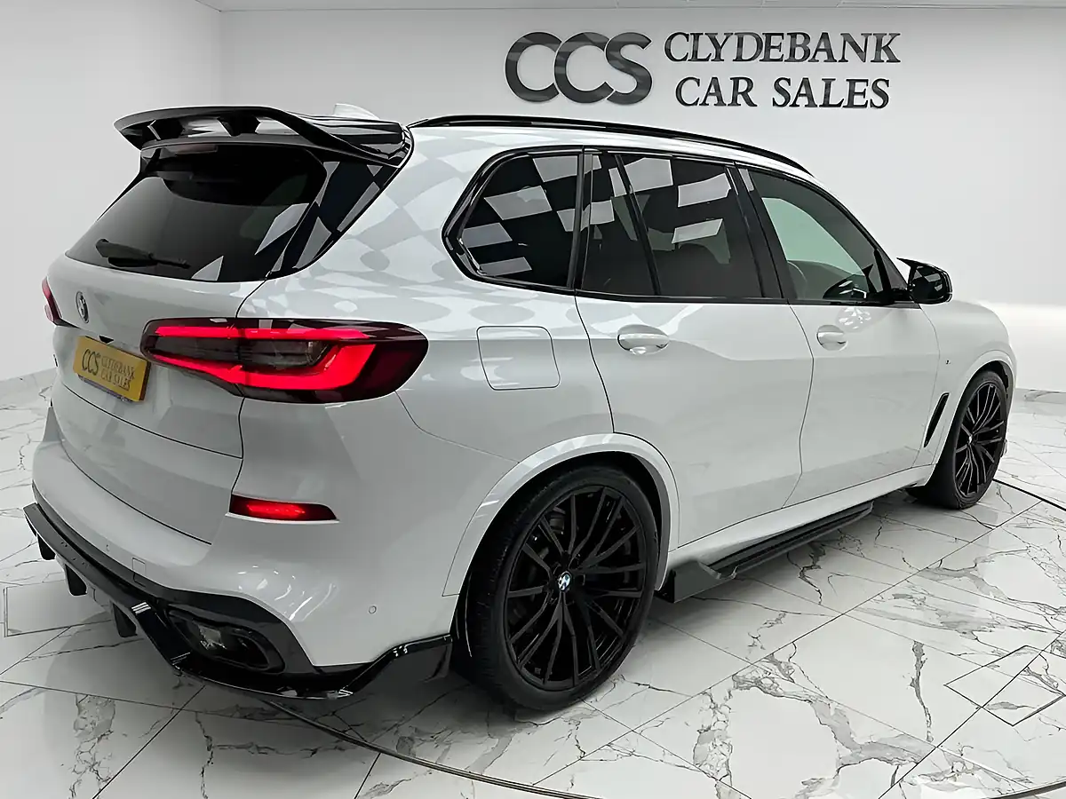 Used 2020 BMW X5 M Sport White - Interior and Exterior details 3