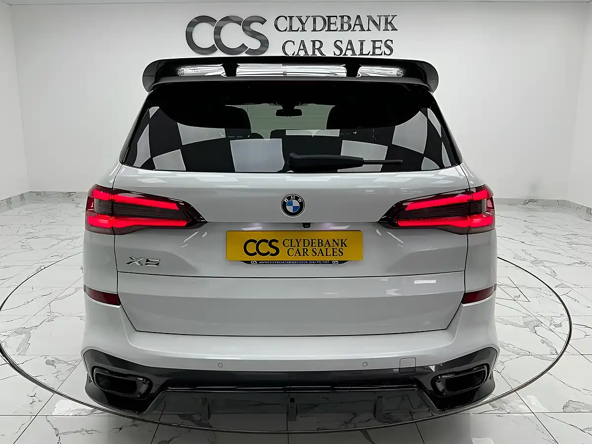 Used 2020 BMW X5 M Sport White - Interior and Exterior details 4