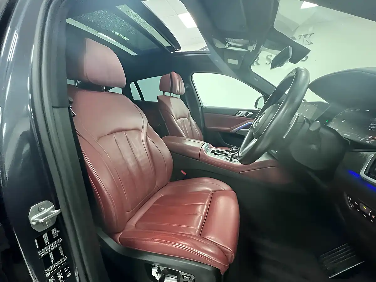 Used 2020 BMW X6 M Sport Arctic Grey - Interior and Exterior details 15