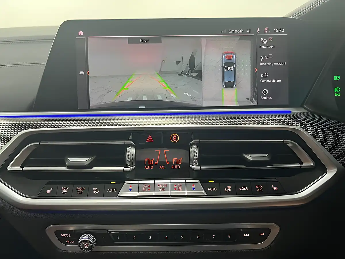 Used 2020 BMW X6 M Sport Arctic Grey - Interior and Exterior details 18