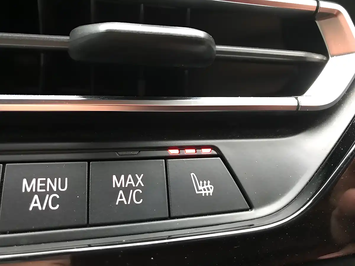 Used 2020 BMW Z4 M Sport Misano Blue - Interior and Exterior details 14