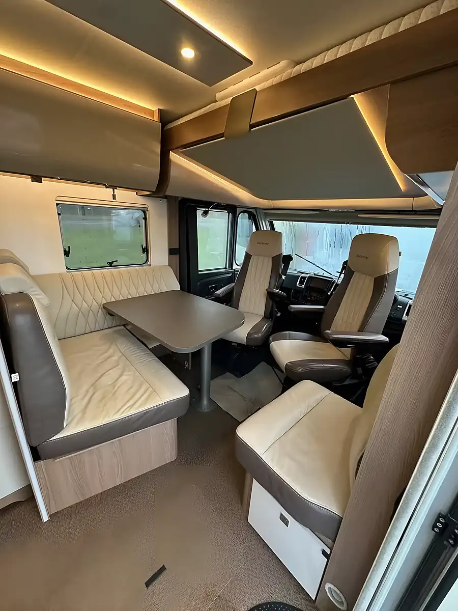 Used 2020 Burstner Ixeo 746 - Interior and Exterior details 10