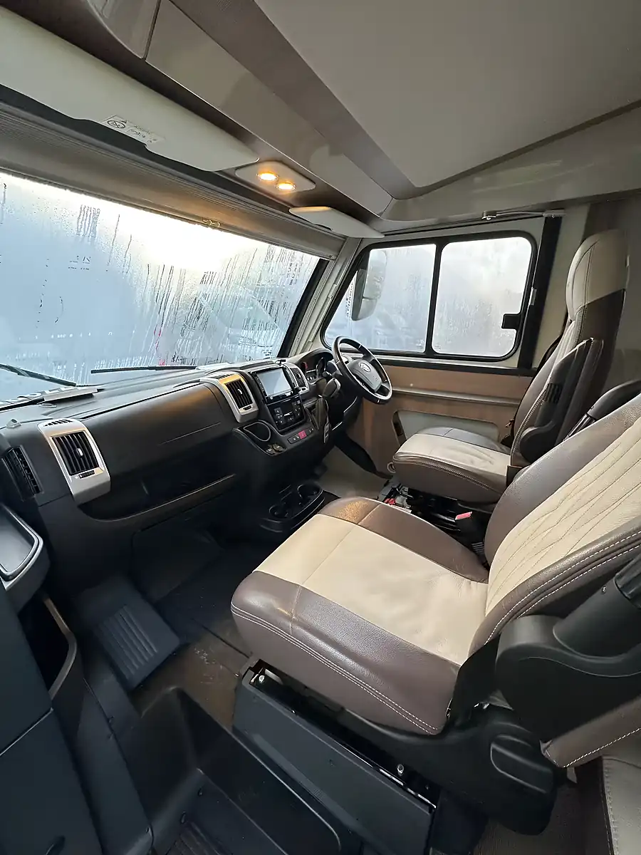 Used 2020 Burstner Ixeo 746 - Interior and Exterior details 7