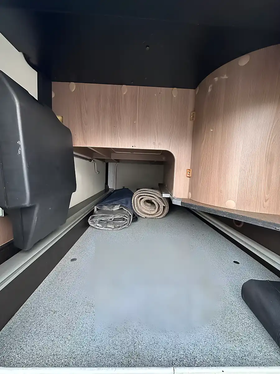 Used 2020 Burstner Ixeo 746 - Interior and Exterior details 8