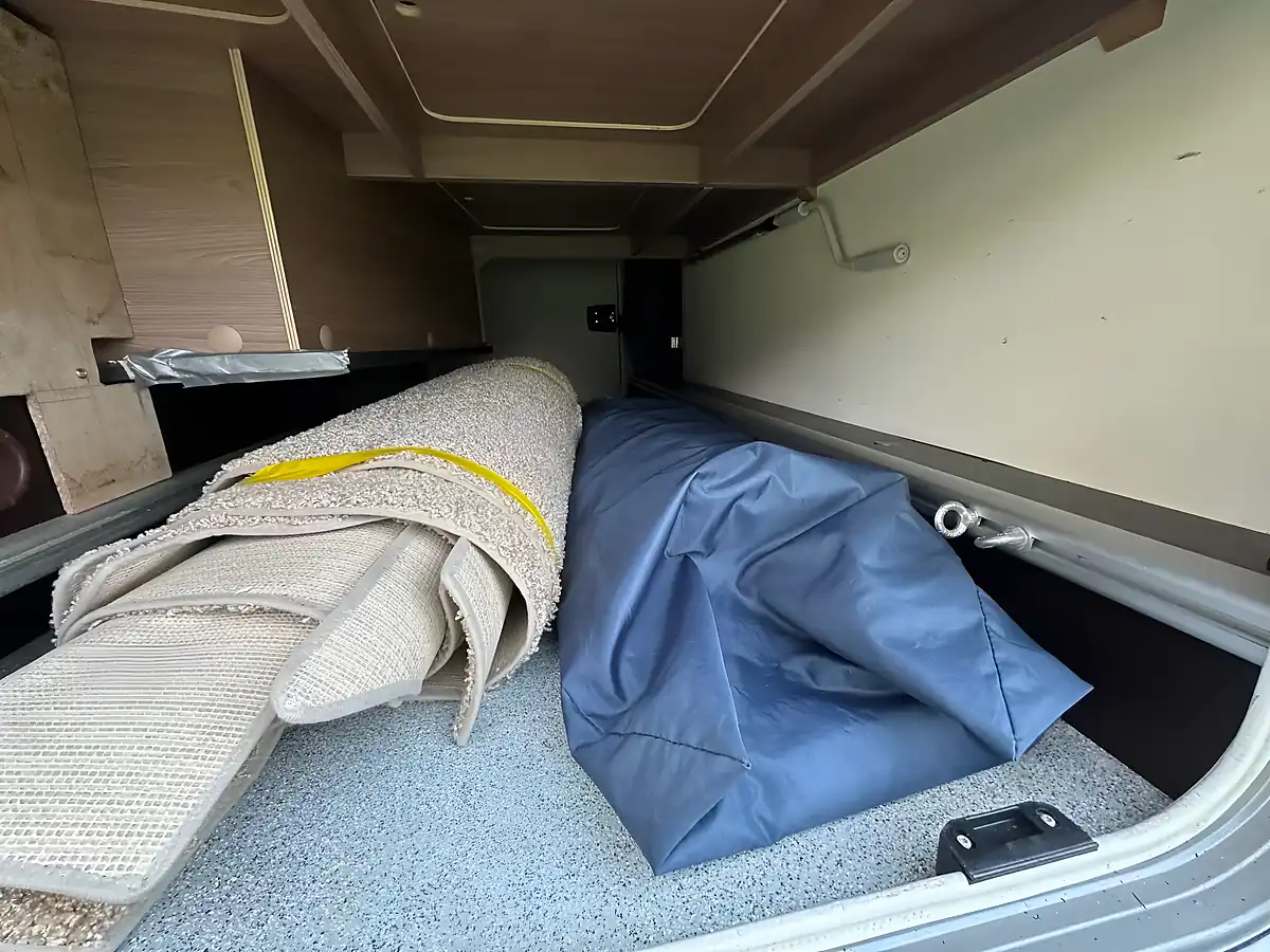 Used 2020 Burstner Ixeo 746 - Interior and Exterior details 9