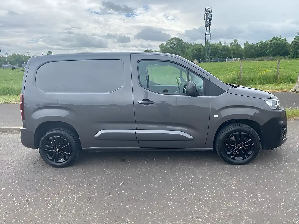 Used 2020 Citroen Berlingo Driver Nav M Grey - Interior and Exterior details 2