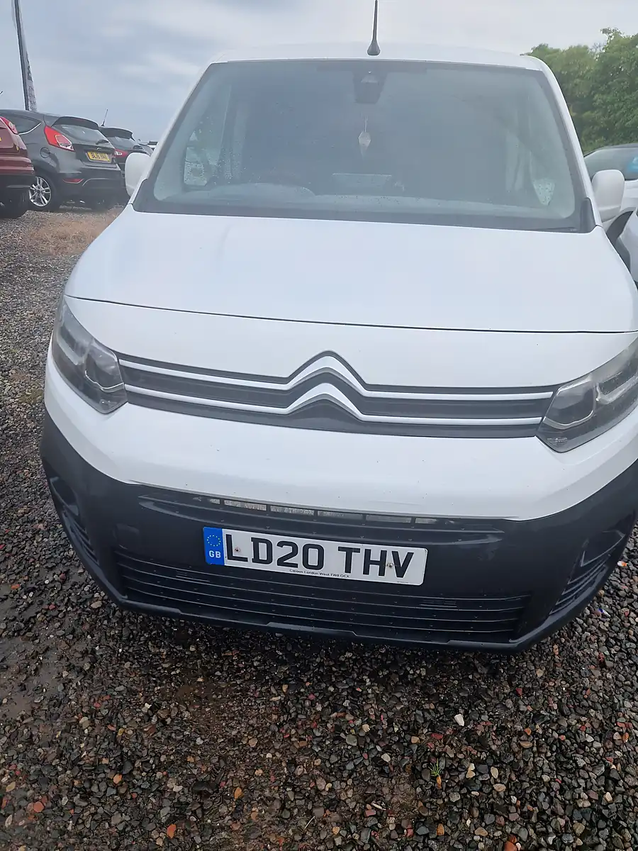 Used 2020 Citroen Berlingo Driver White - Interior and Exterior details 18