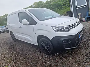 Used 2020 Citroen Berlingo Driver White - Interior and Exterior details 6
