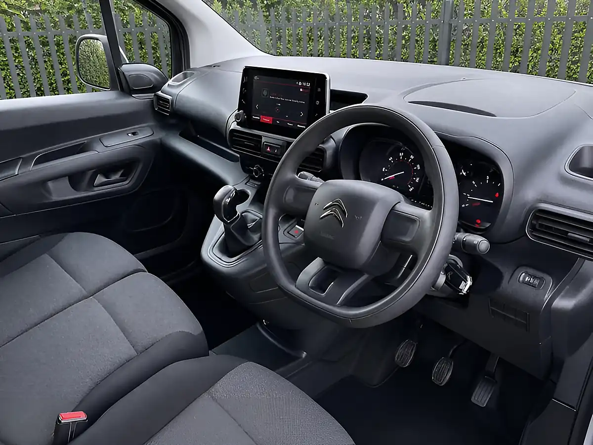 Used 2020 Citroen Berlingo Enterprise M Grey - Interior and Exterior details 13