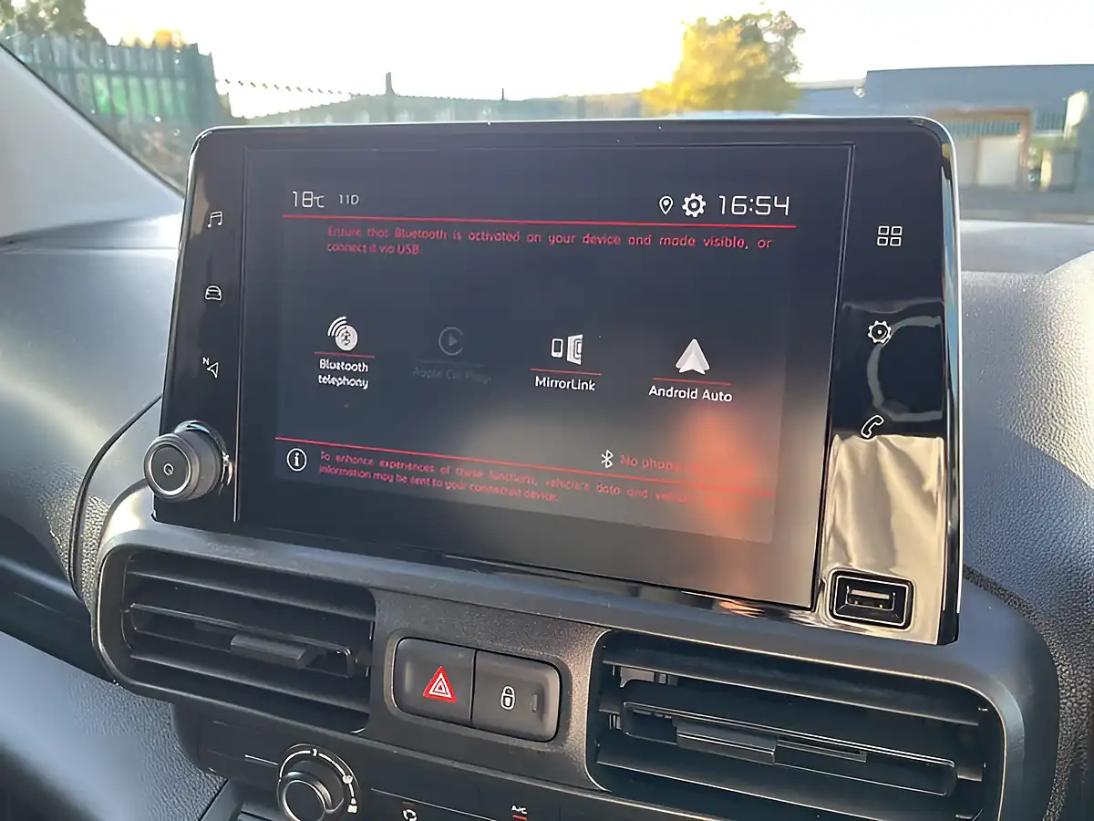 Used 2020 Citroen Berlingo Enterprise M Grey - Interior and Exterior details 16