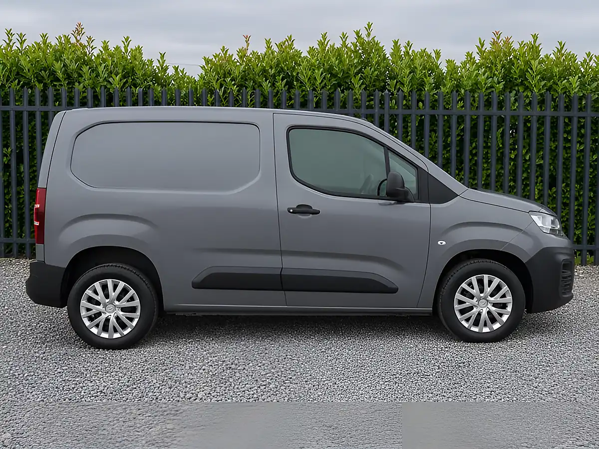 Used 2020 Citroen Berlingo Enterprise M Grey - Interior and Exterior details 9