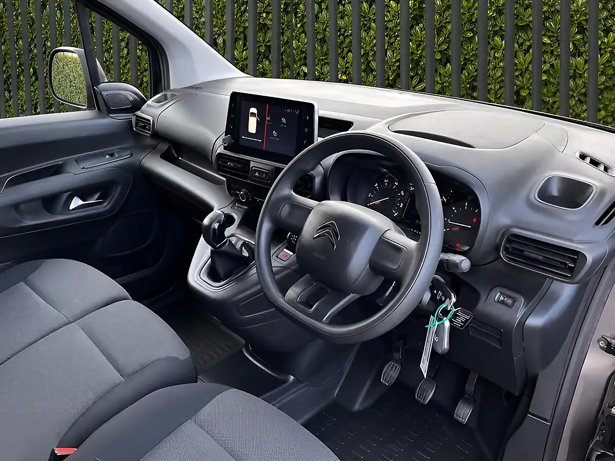 Used 2020 Citroen Berlingo Enterprise M Grey - Interior and Exterior details 13