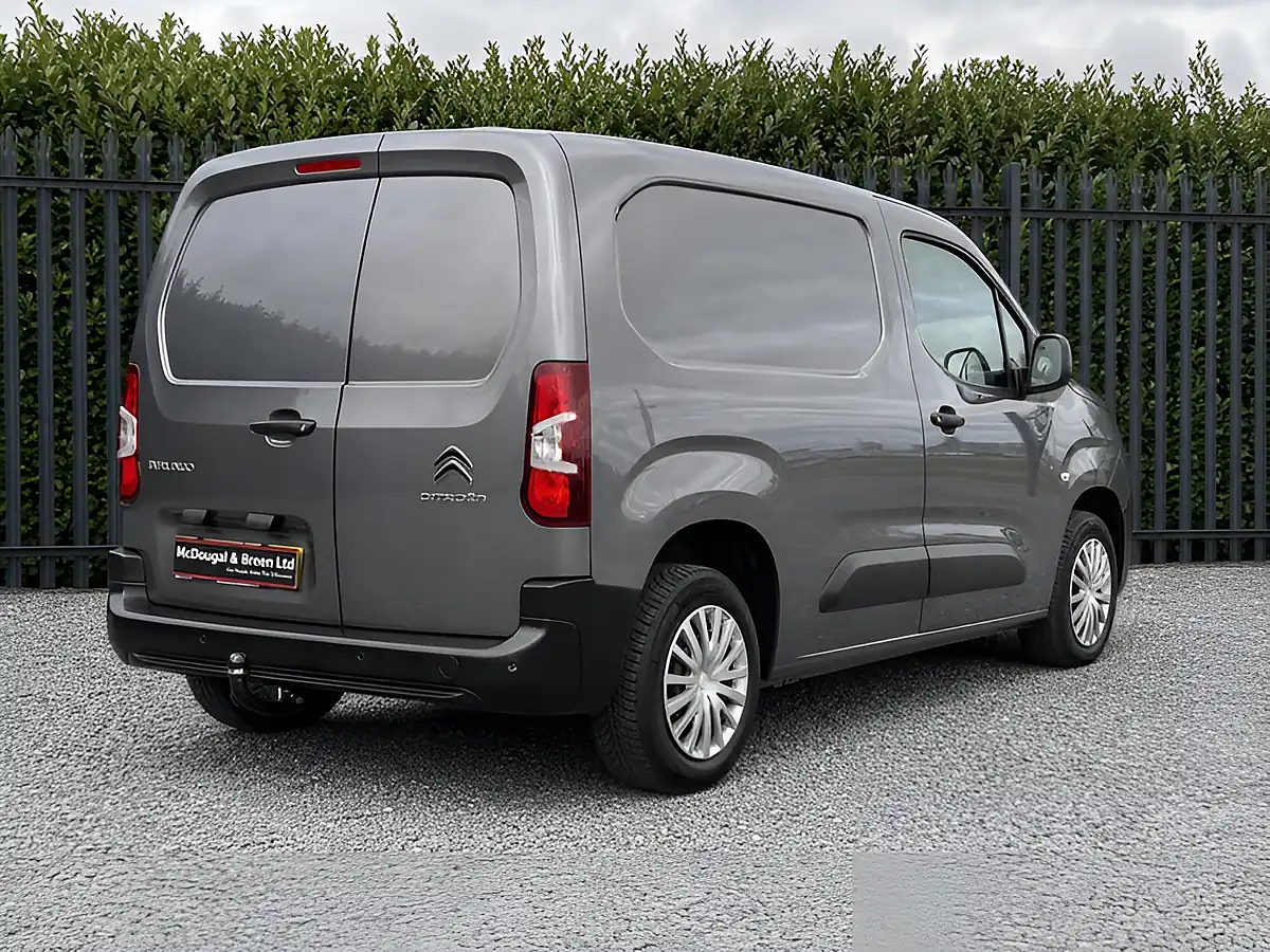 Used 2020 Citroen Berlingo Enterprise M Grey - Interior and Exterior details 8
