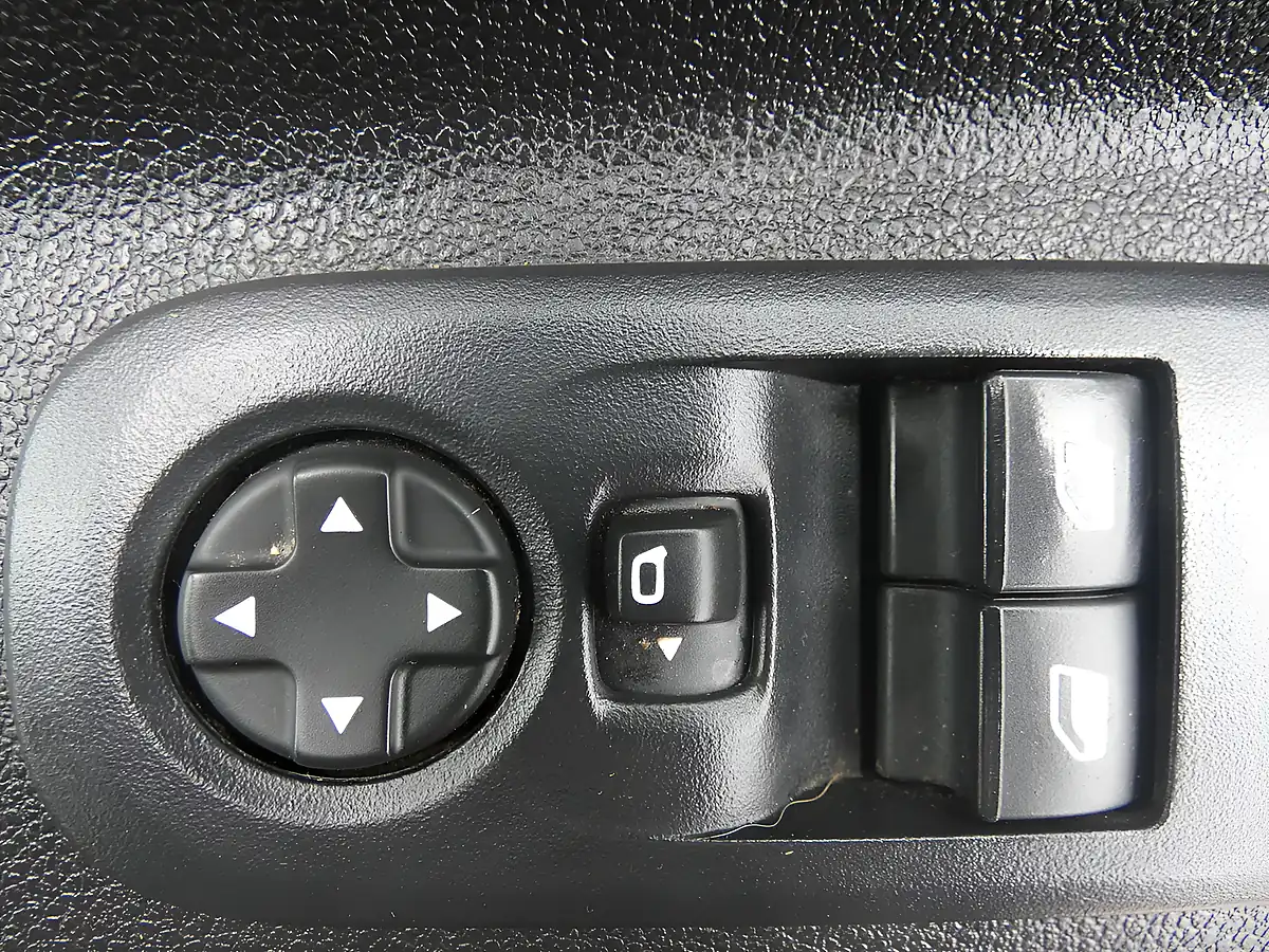 Used 2020 Citroen Berlingo Enterprise M Red - Interior and Exterior details 16