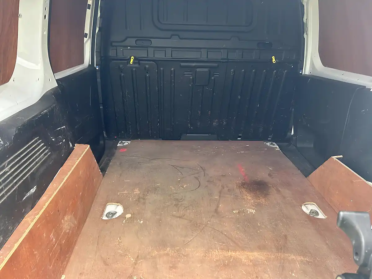 Used 2020 Citroen Berlingo Enterprise M Swb White - Interior and Exterior details 10