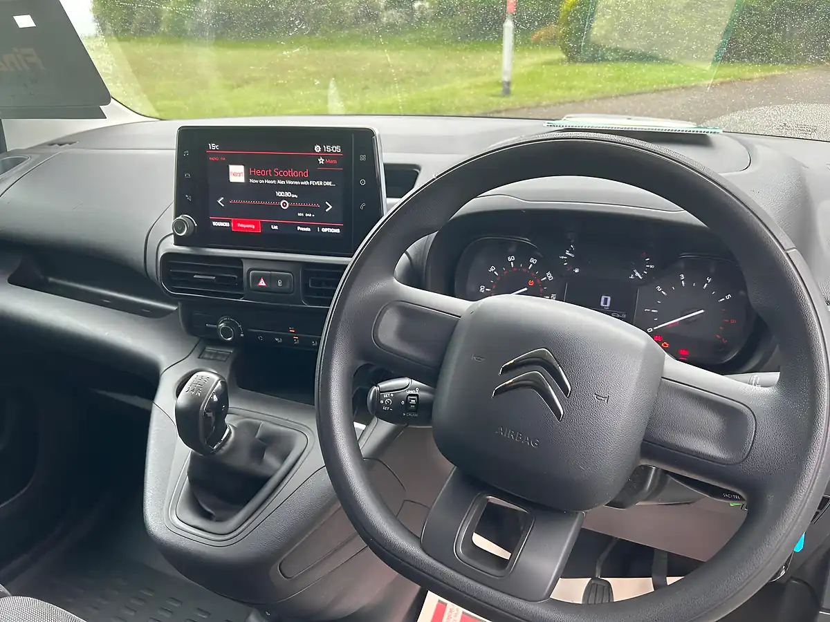 Used 2020 Citroen Berlingo Enterprise M Swb White - Interior and Exterior details 11