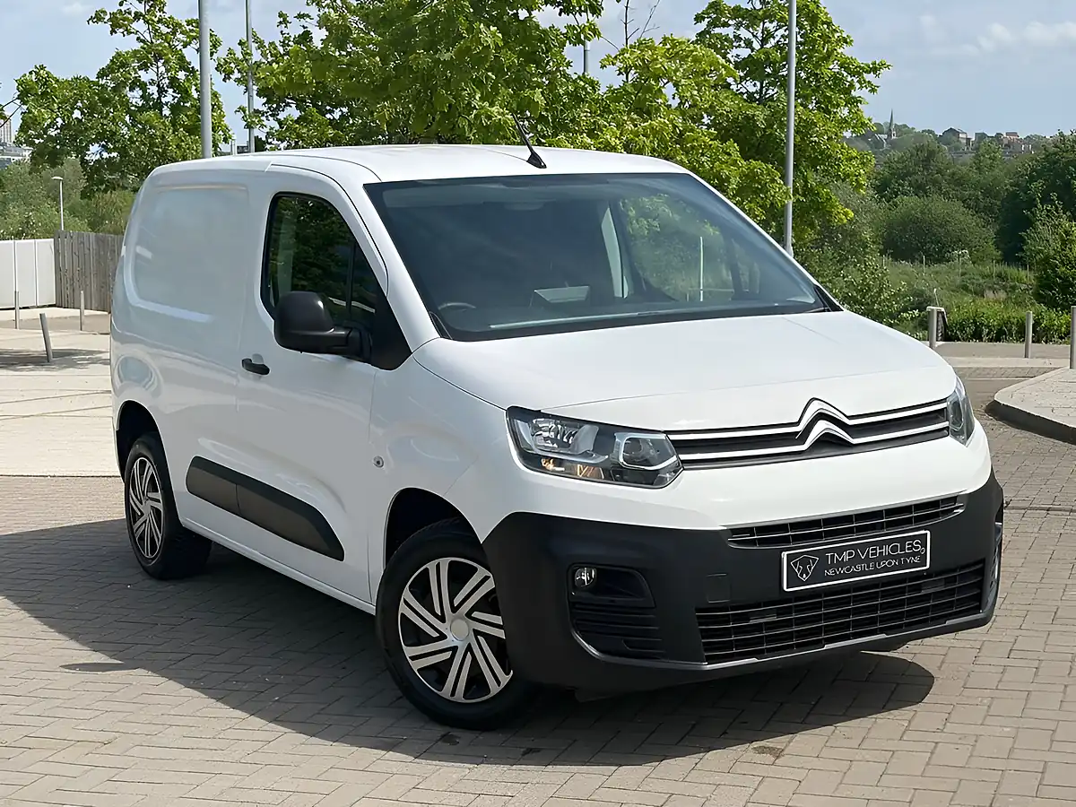 Used 2020 Citroen Berlingo Enterprise M White - Front View