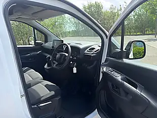 Used 2020 Citroen Berlingo Enterprise M White - Interior and Exterior details 12