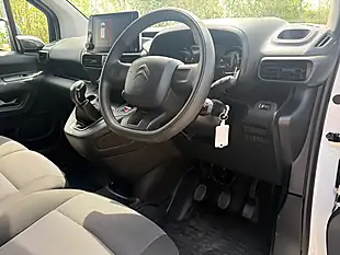 Used 2020 Citroen Berlingo Enterprise M White - Interior and Exterior details 15