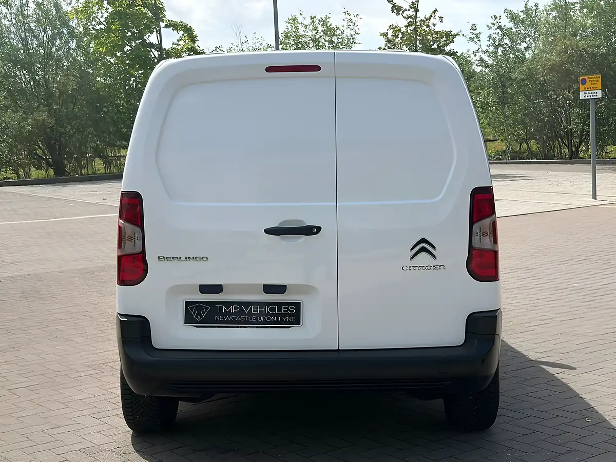 Used 2020 Citroen Berlingo Enterprise M White - Interior and Exterior details 8